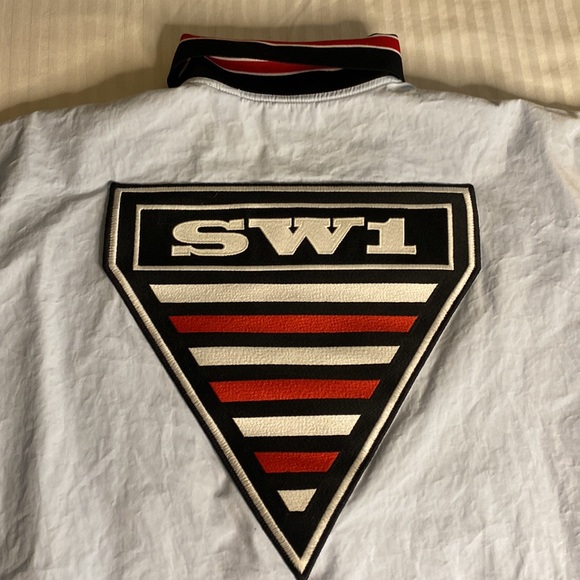 Burberry - Picture 4 of 7